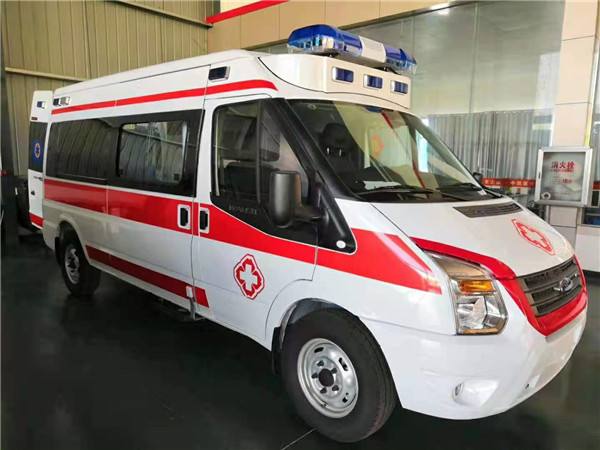 南县福特V362救护车